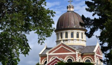 Police treating fire at landmark Invercargill church as arson
