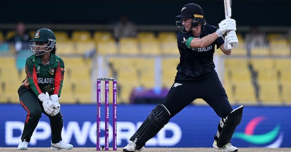 Devine scores 63 as White Ferns beat Bangladesh for first World Cup win