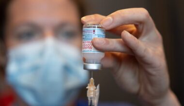 Head of Sask. pharmacy association expects COVID-19 vaccine program to start Oct. 14