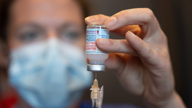 Head of Sask. pharmacy association expects COVID-19 vaccine program to start Oct. 14
