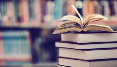 The Best Times to Buy Books at a Discount Every Year