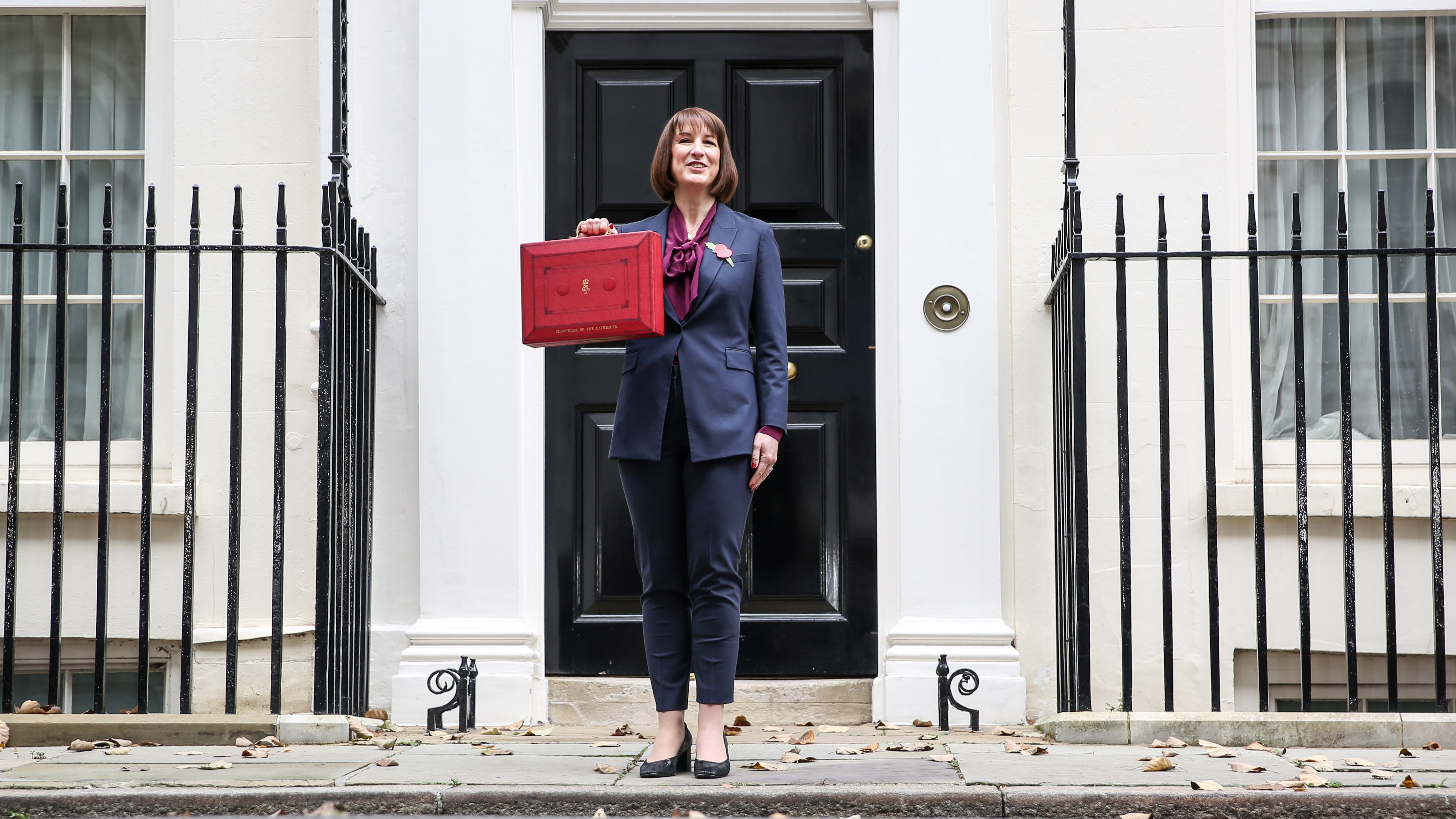 Rachel Reeves to pave way for manifesto-breaking tax rises