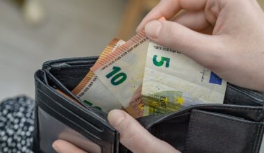 Here's how financial literacy affects the money in your pocket