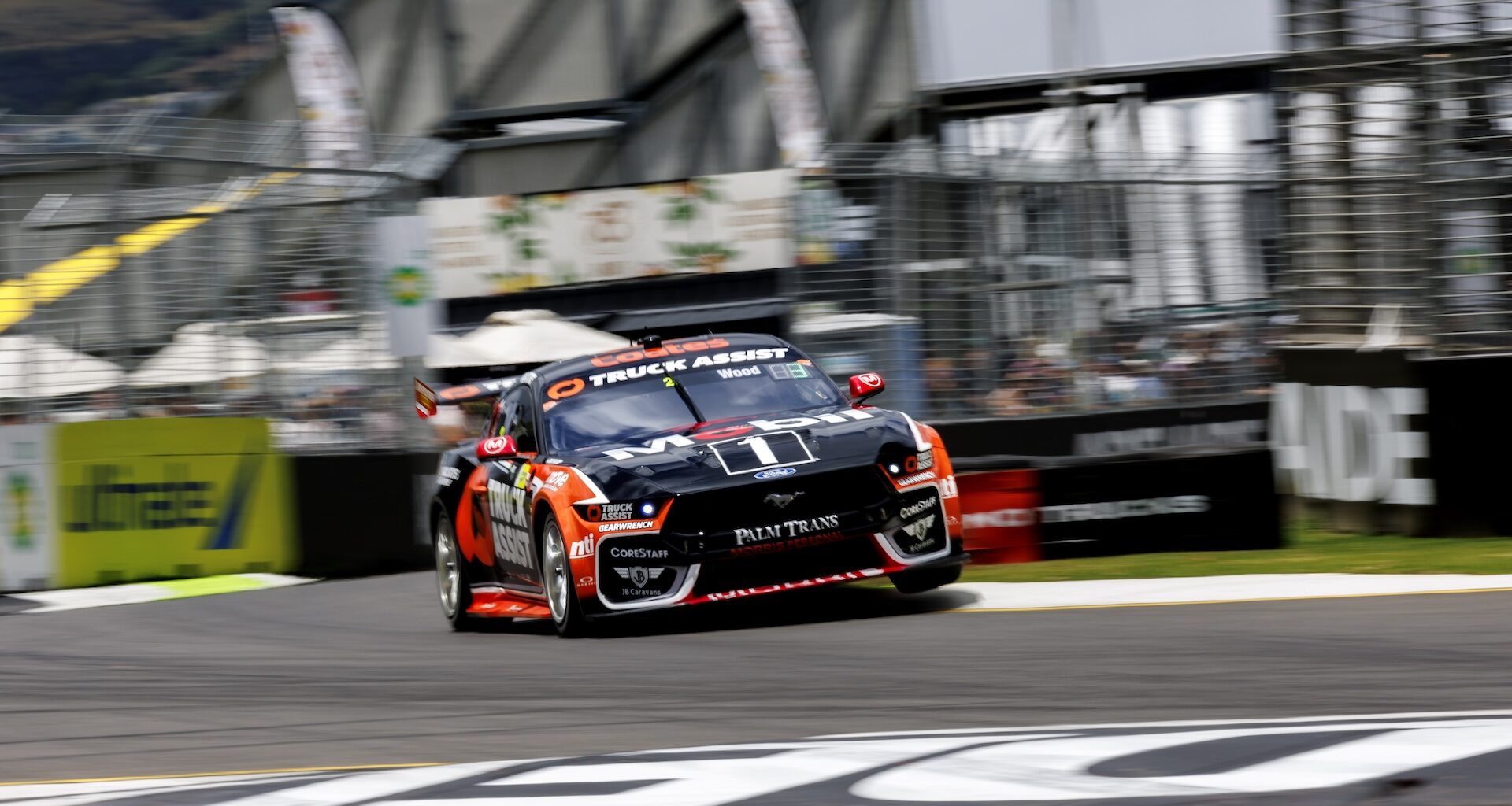Wood fastest, title contenders reach Shootout in crucial Adelaide qualifying - Supercars