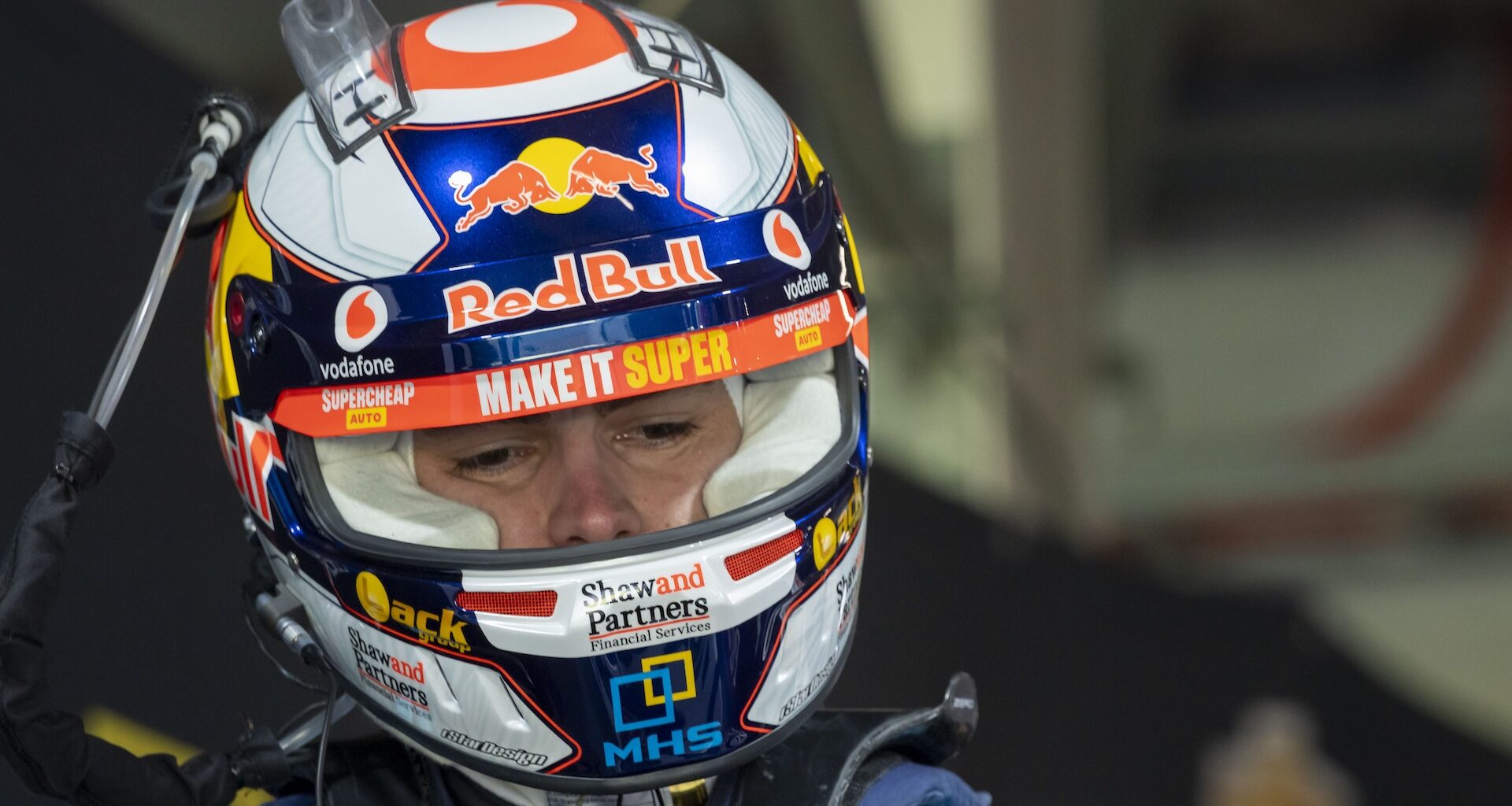 Sinking feeling for teary Feeney as championship slips away - Supercars