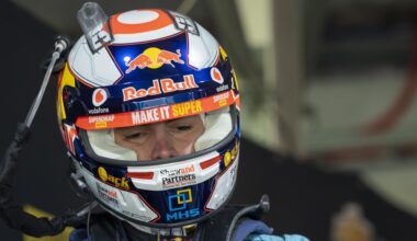 Sinking feeling for teary Feeney as championship slips away - Supercars