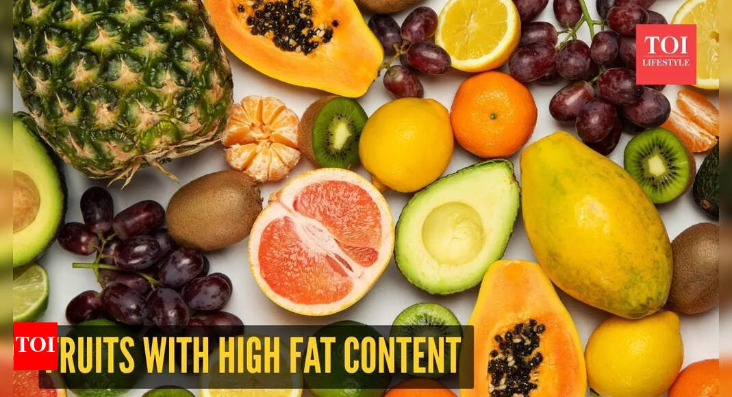 Fruits with the most fat content, according to dietitians
