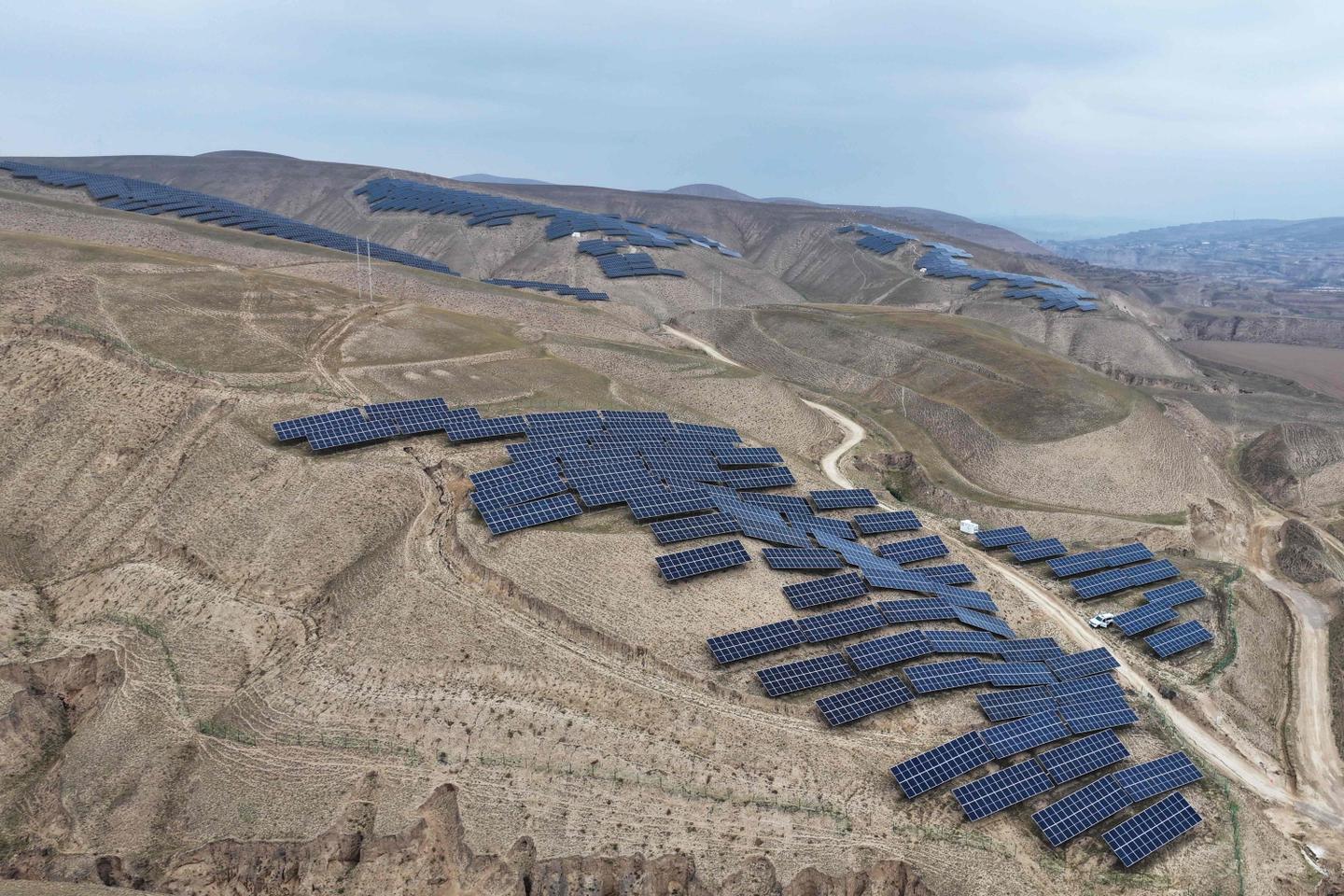Has the transition from fossil fuels to renewable energies truly begun?