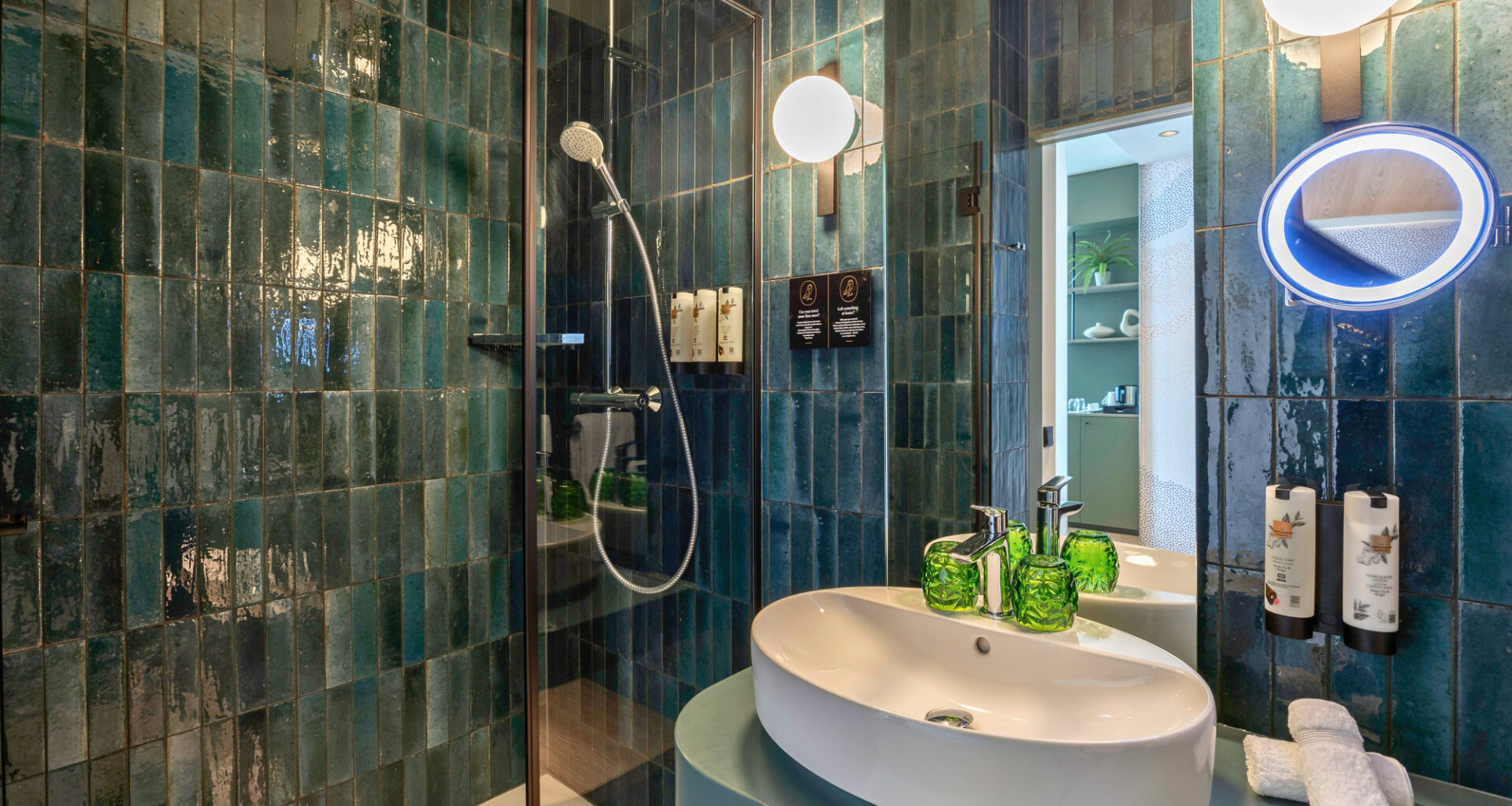 Closing the Water Loop with Greywater Recycling in the Bathroom