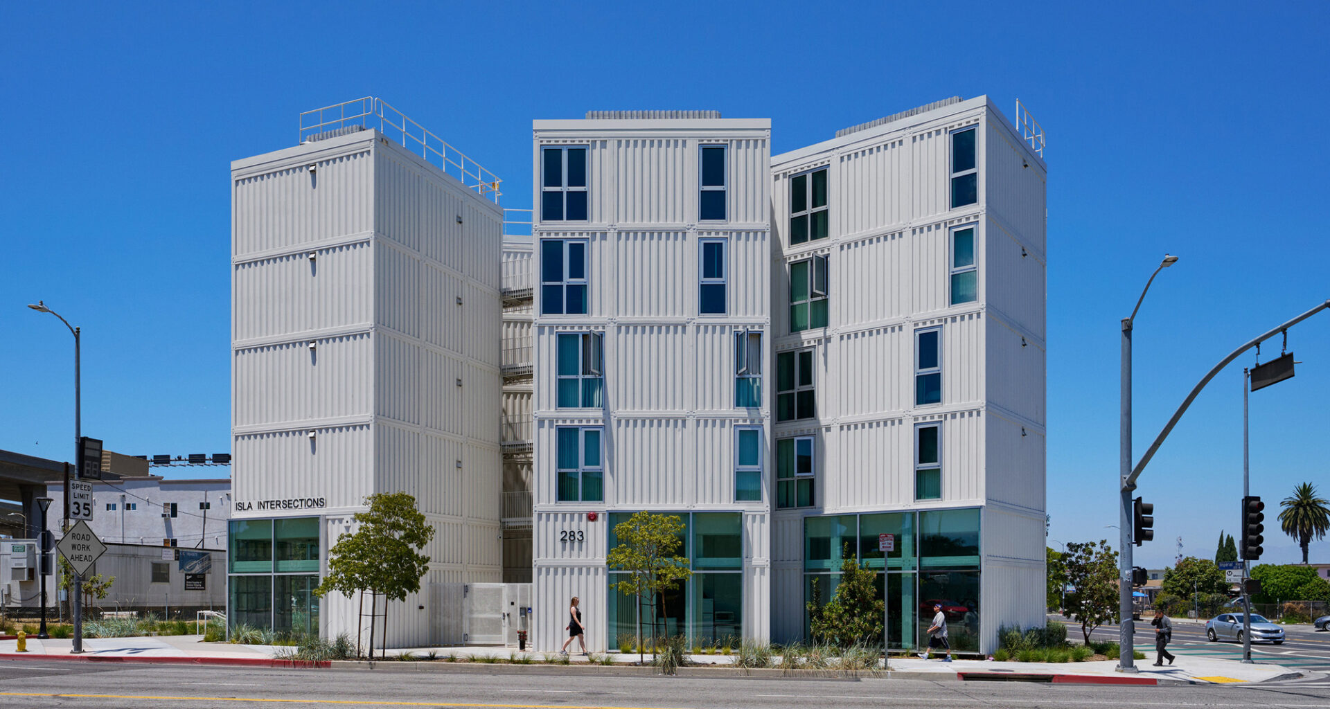 Isla Intersections Supportive Housing and Paseo / Lorcan O’Herlihy Architects