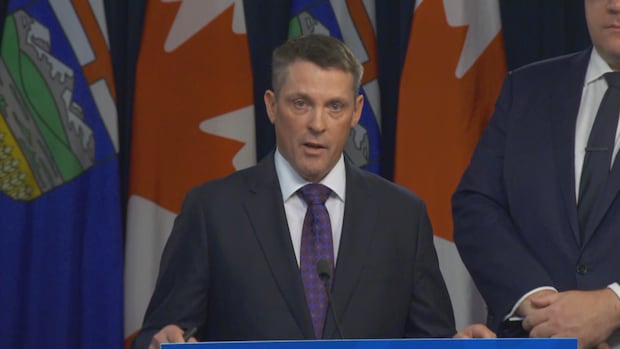 Alberta tries to legislate ban on lawsuits about AIMCo losses