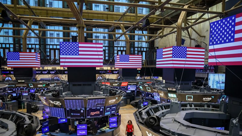 Solid returns on track despite tech jitters and interest rate doubts