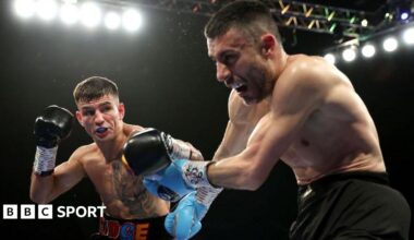 Sam Noakes punches Vincenzo Finiello in a fight