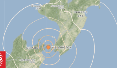 Earthquake in Cook Strait shakes Wellington