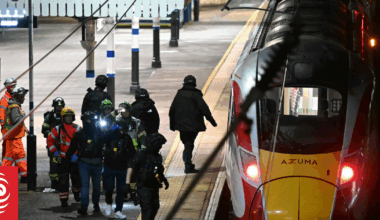 Several people stabbed on UK train