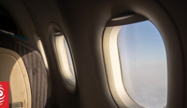 United Airlines seeks to end lawsuit over windowless 'window seats'