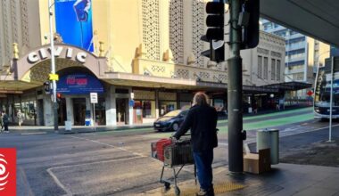 Rough sleeping ban in central Auckland considered by government