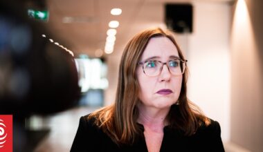 Thousands of health workers to vote on possible industrial action