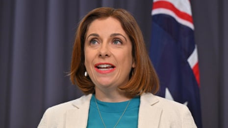 Australian government adds Reddit and Kick to under-16s social media ban – video