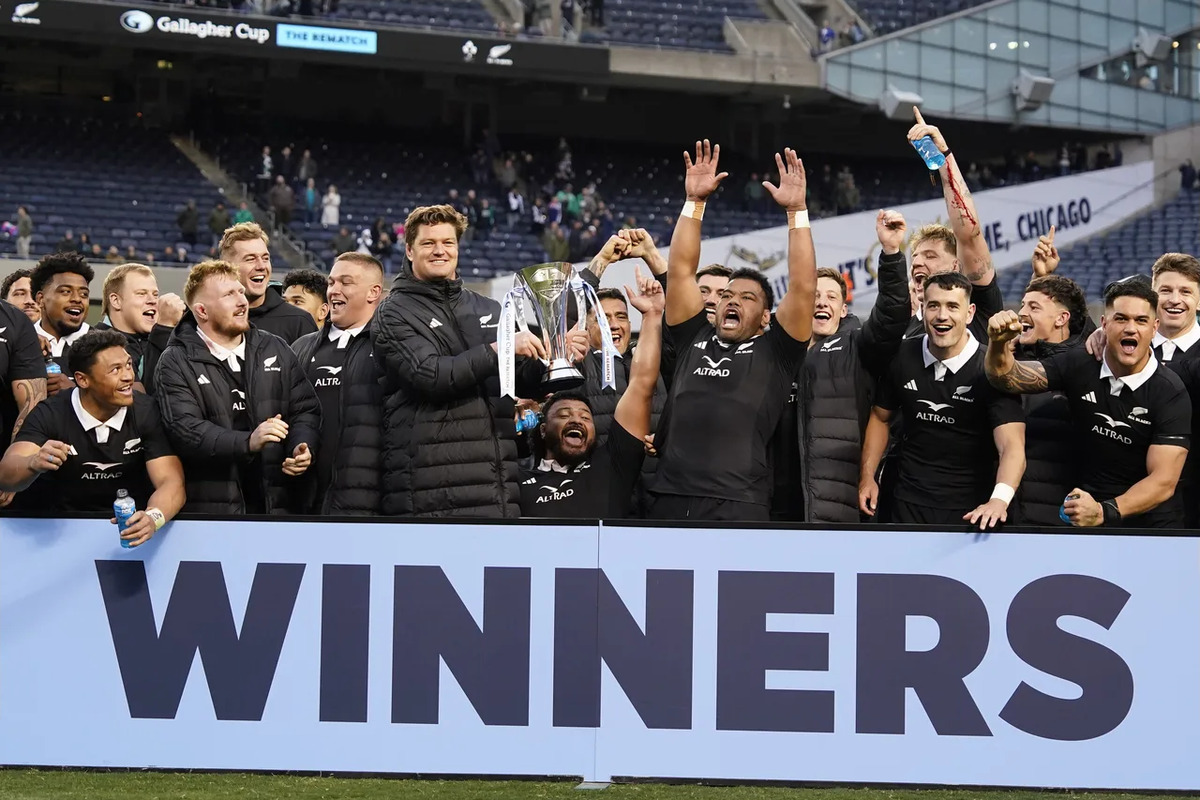 All Blacks Power Past Ireland Late to Win Chicago Rematch » allblacks.com