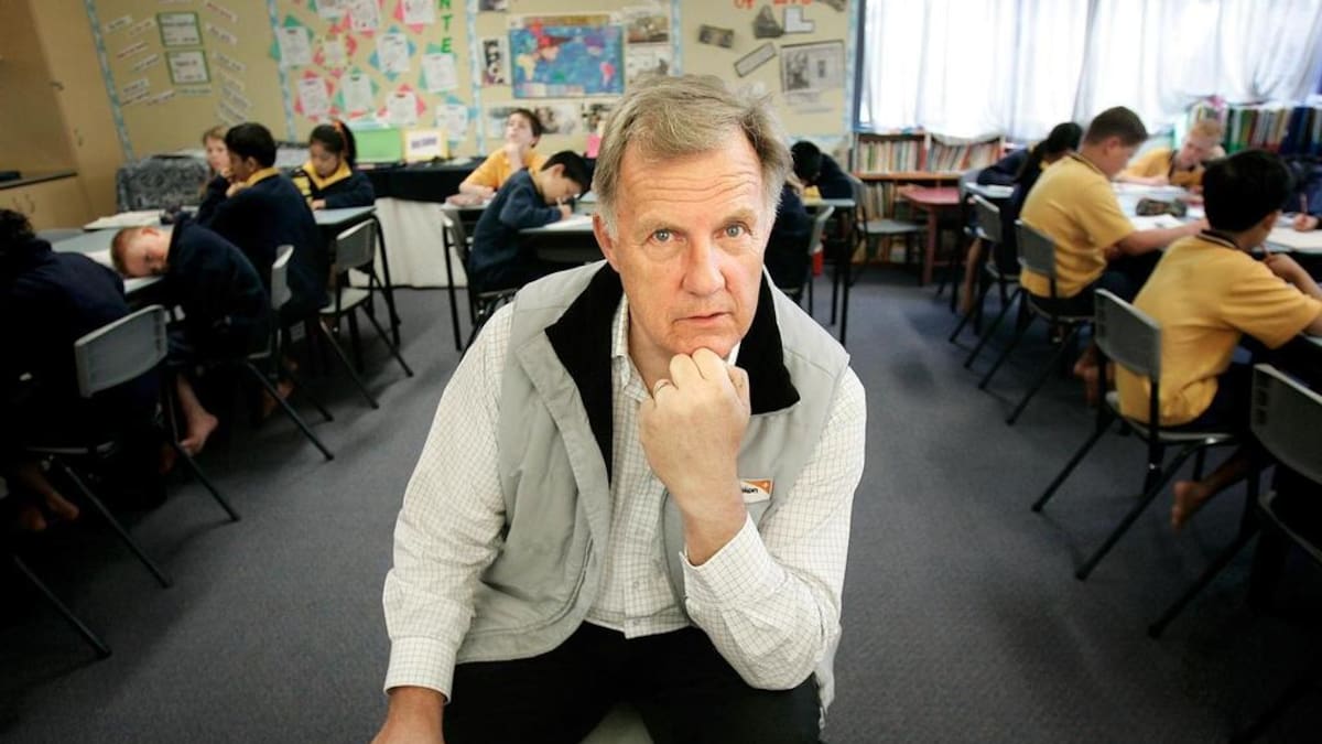 Roger McClay: Former National minister and Commissioner for Children dies, aged 80