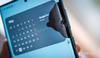 Broken Cracked Screen