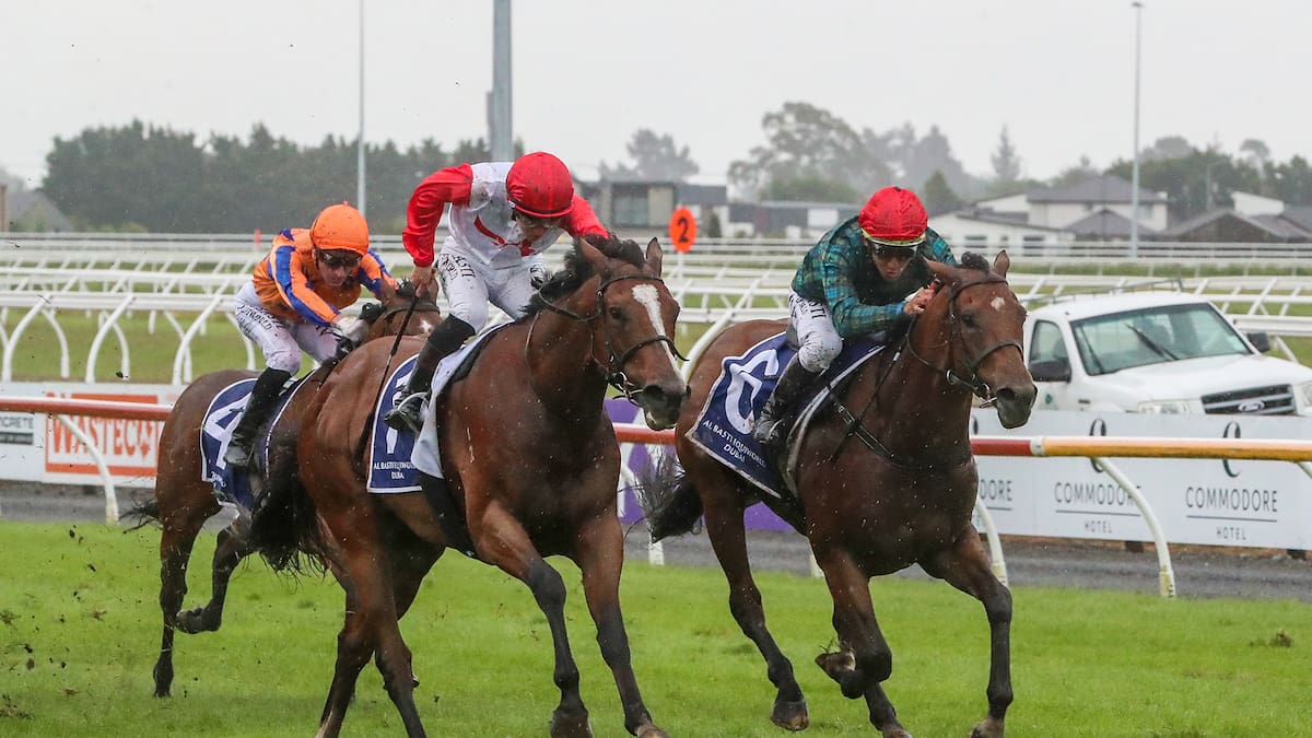 Stablemates fight out Guineas on Riccarton’s day of drama