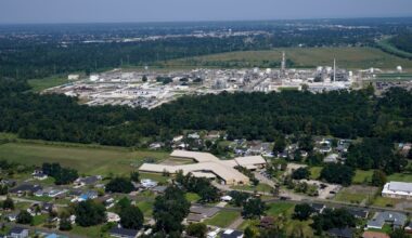 Warning thousands of US hazardous sites could flood and release harmful chemicals because of sea level rise