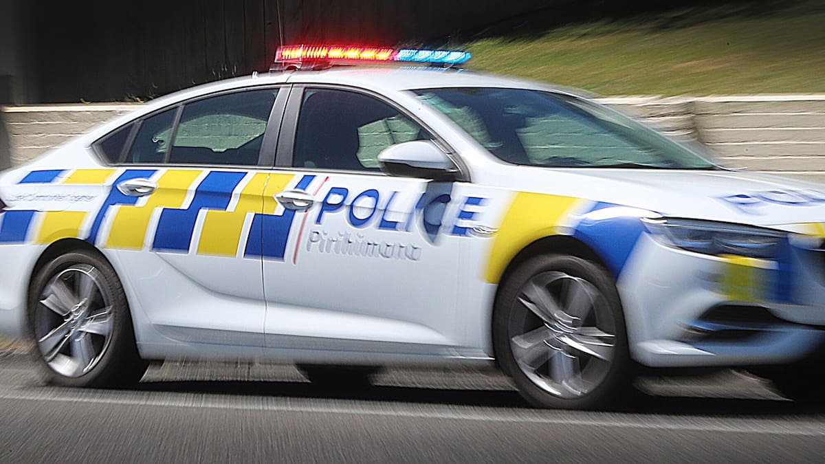 Lower Hutt motorcyclist seriously injured after fleeing police
