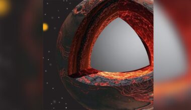 The illustration shows a cutaway revealing the interior of early Earth with a hot, melted layer above the boundary between the core and mantle.