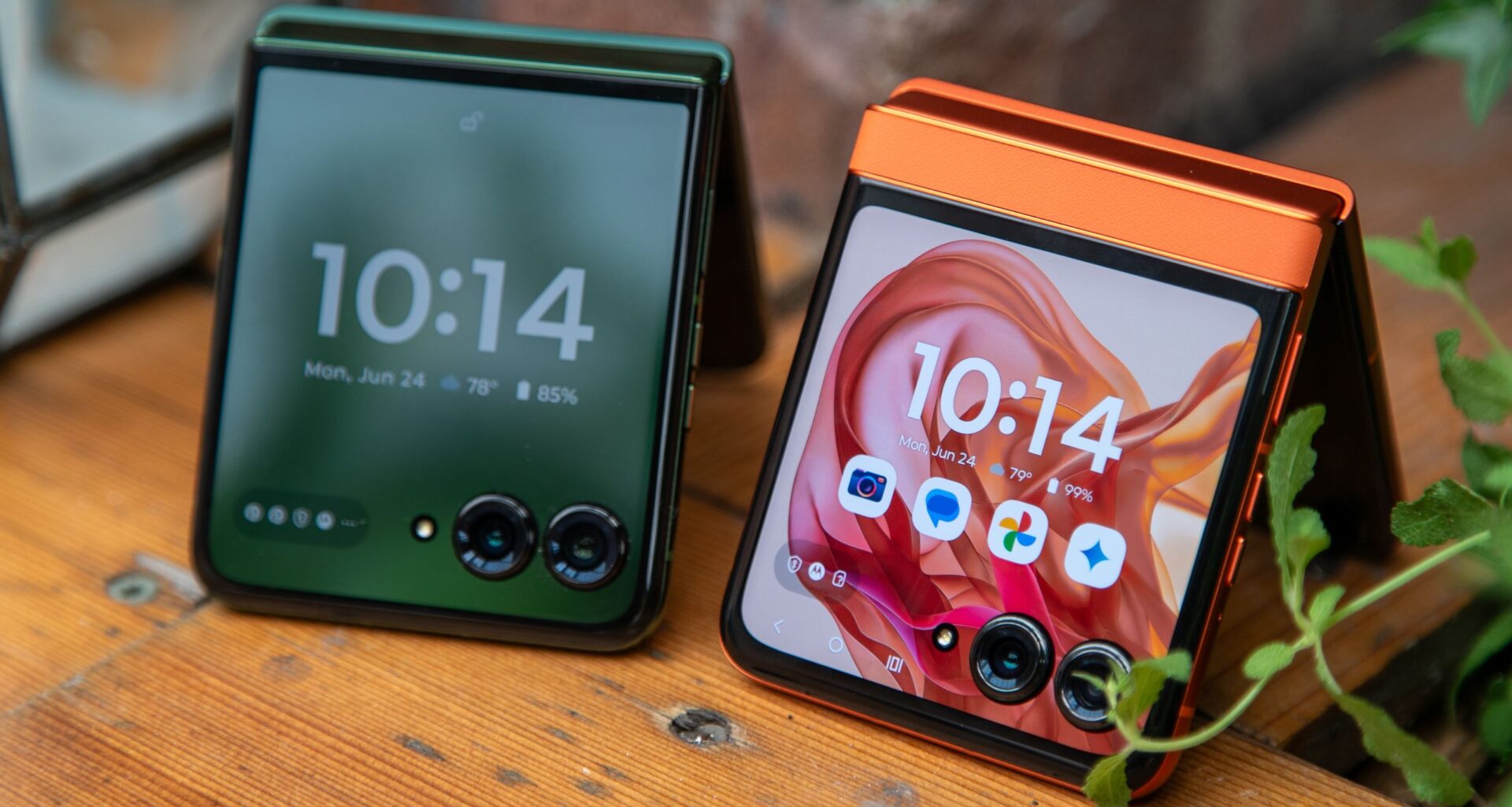 Check out these Black Friday deals for the Motorola Razr, which you can get for less than $400