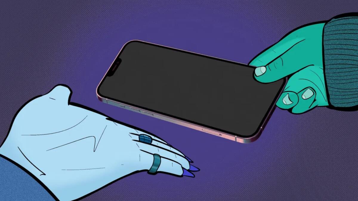 Review finds school phone ban is working, could smartwatches be next?