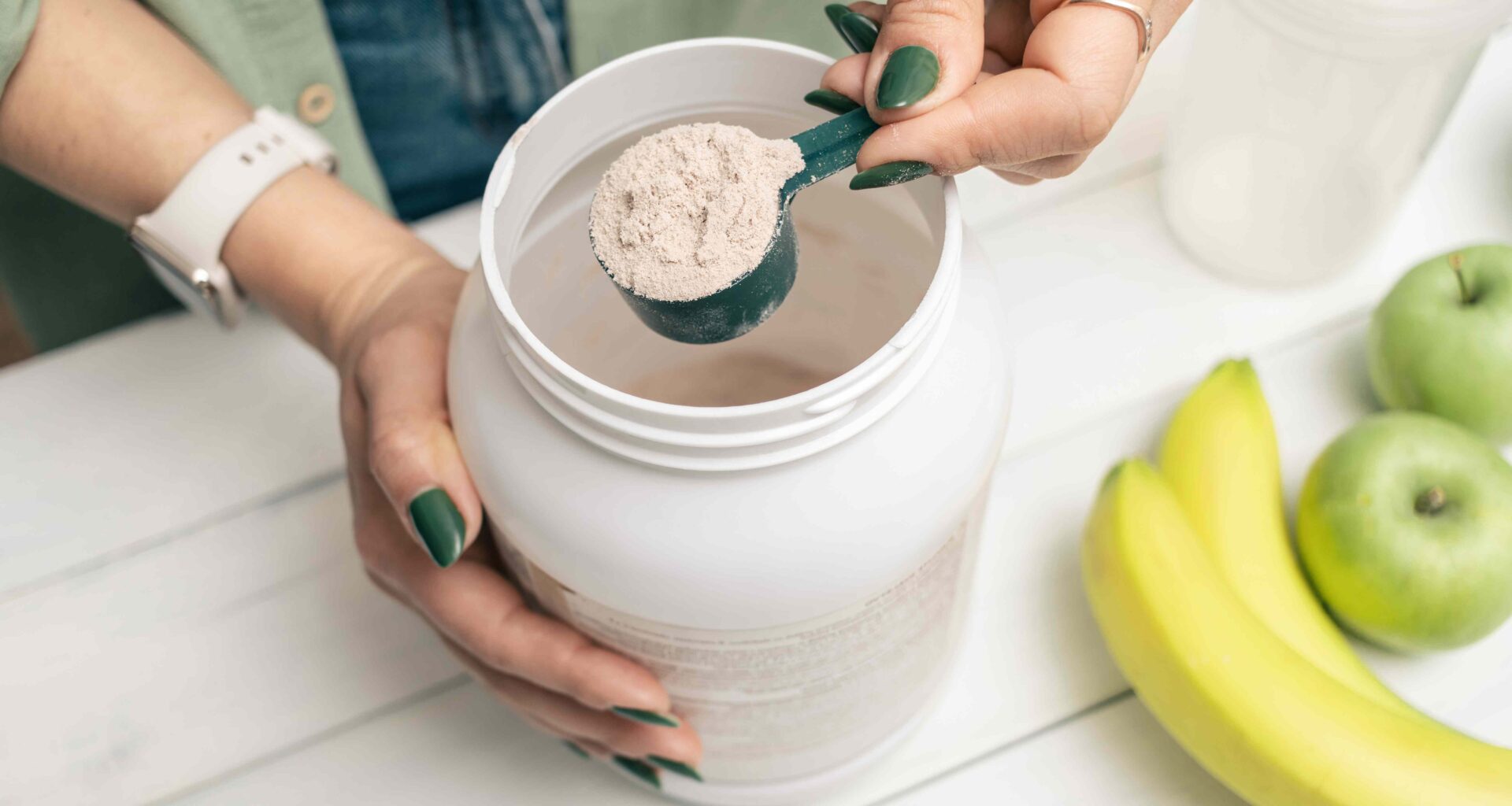 5 Supplements You Shouldn’t Mix With Protein Powder