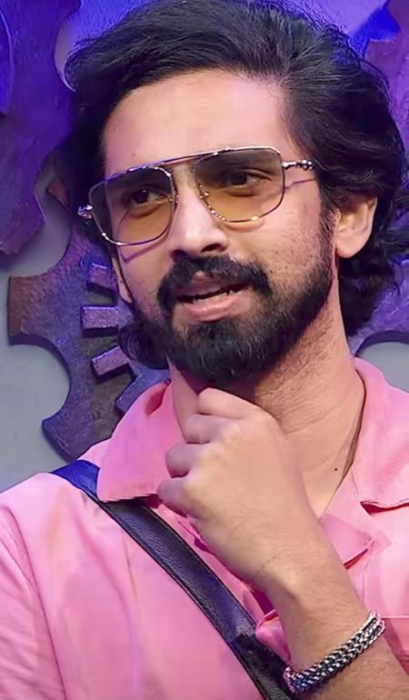 Amaal Mallik Tells Tanya Mittal That She Isn't 'Honest, Good Person'