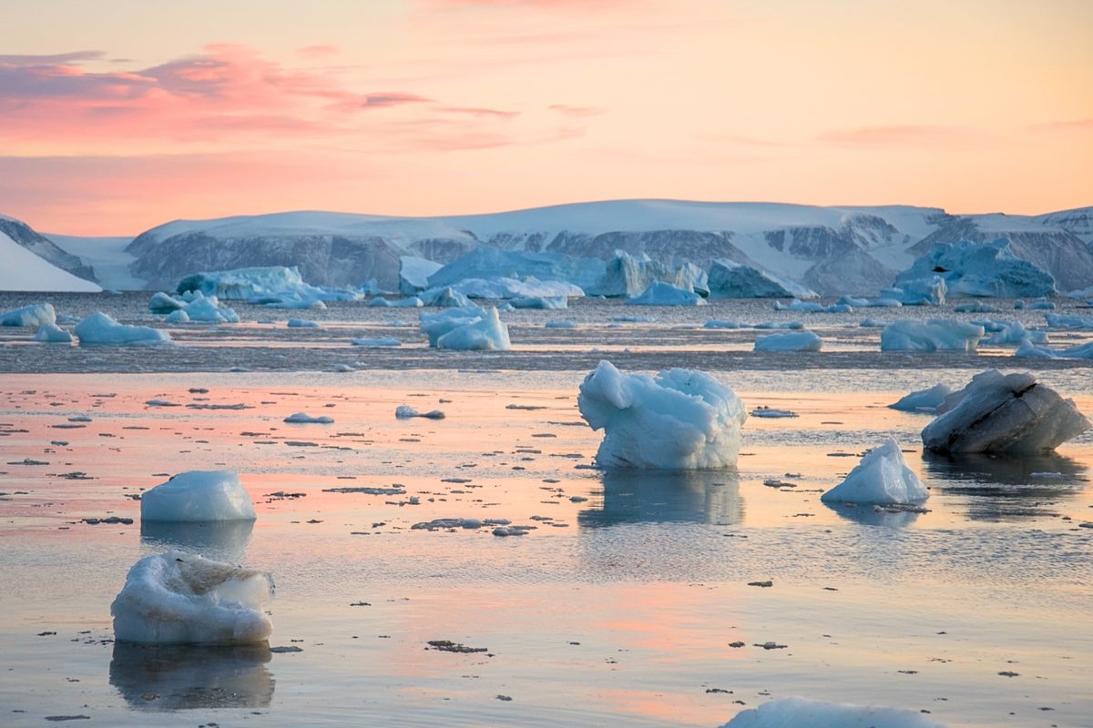 Inglefield Bredning Fjord