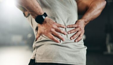 I asked a chiropractor how to fix my posture, and they recommended this one exercise