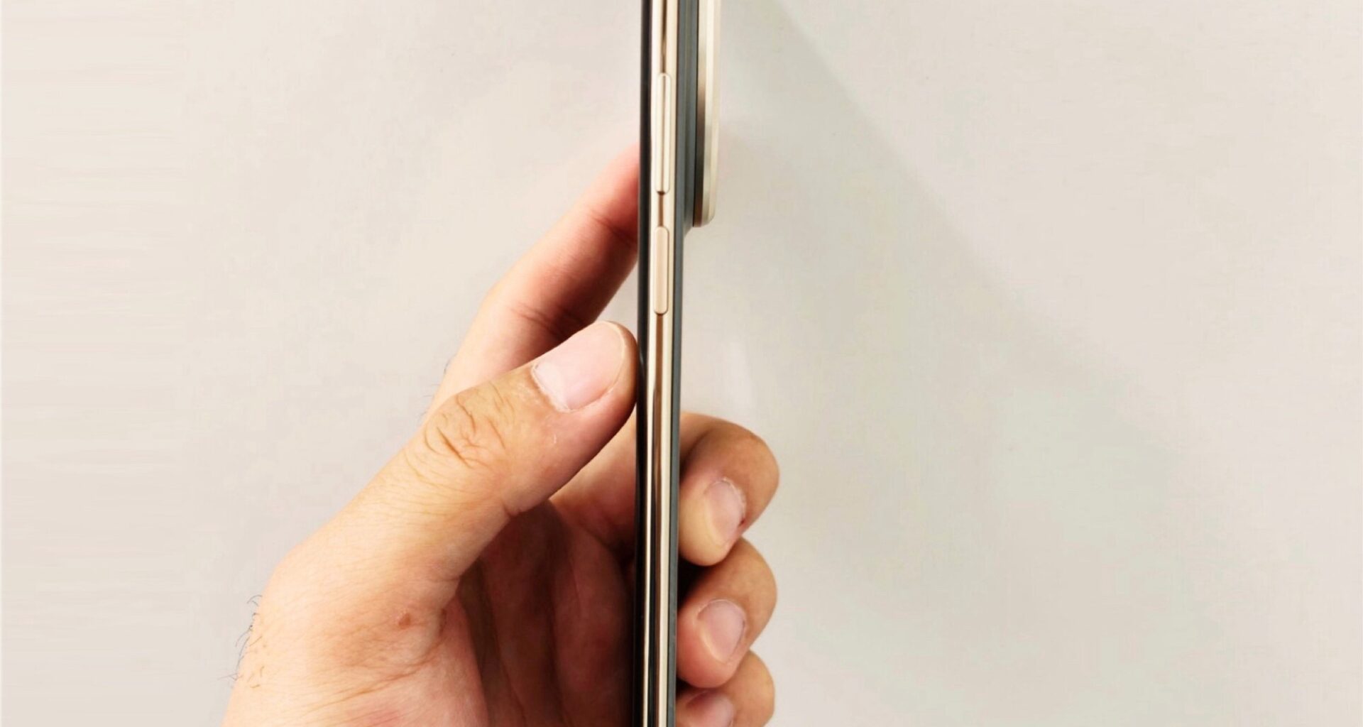 Huawei Mate 70 Air revealed with 6,000 mAh battery and 7-inch display in ultra-thin case