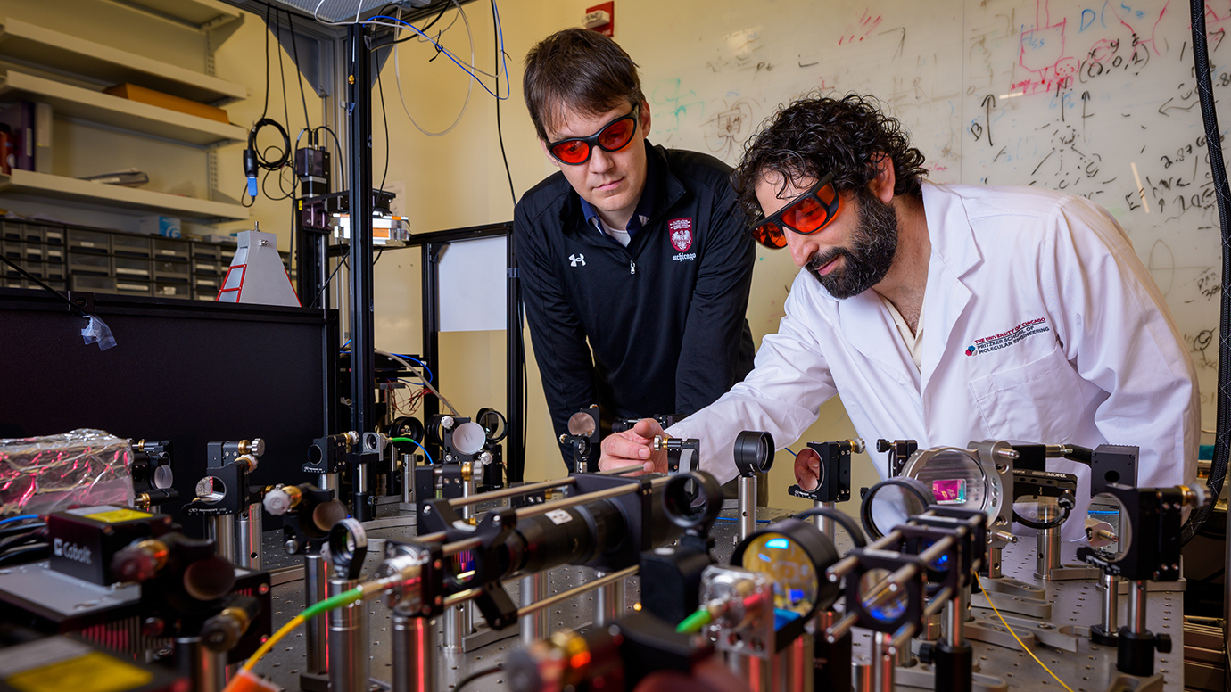 UChicago launches landmark initiative with IonQ to advance quantum research and collaboration