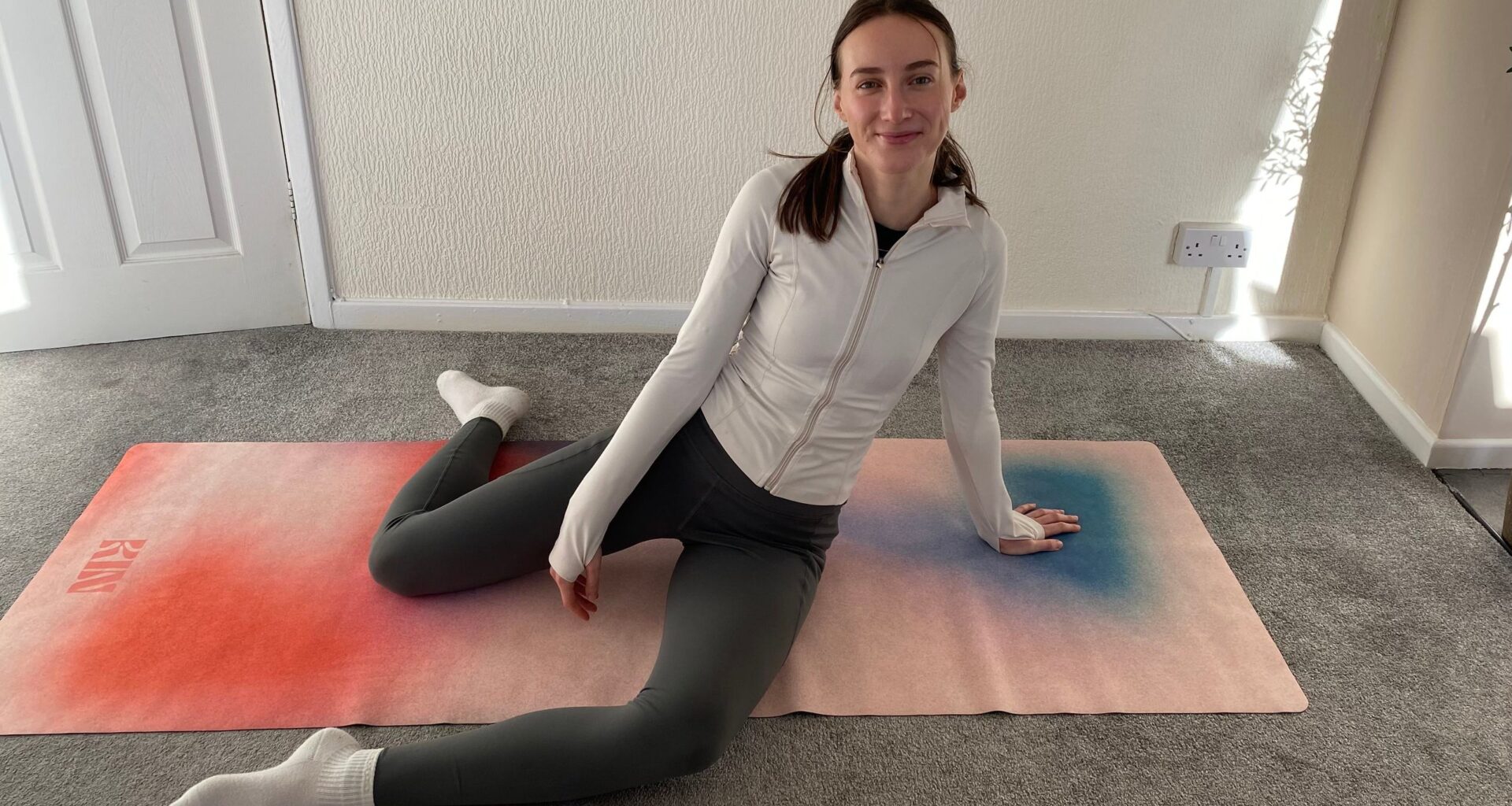 I did this five-minute hip mobility routine for 30 days—here are the three ways it changed my body