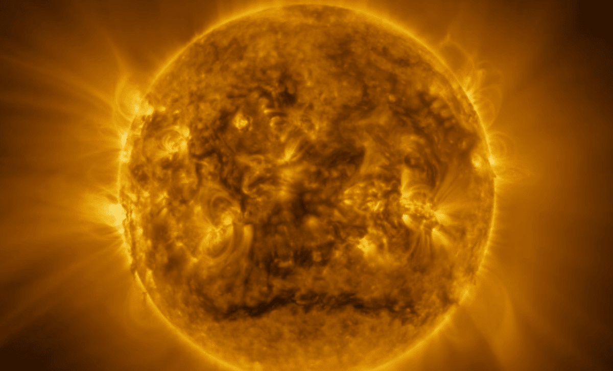 Solar Orbiter Captures Breathtaking Video Of Plasma Arching Over The Sun
