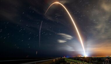 SpaceX buys more spectrum from EchoStar as speculation mounts about Musk disrupting wireless