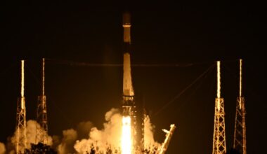 SpaceX launches 28 satellites in low-Earth orbit