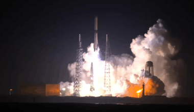 Watch Blue Origin's huge New Glenn rocket launch NASA Mars mission on Nov. 9