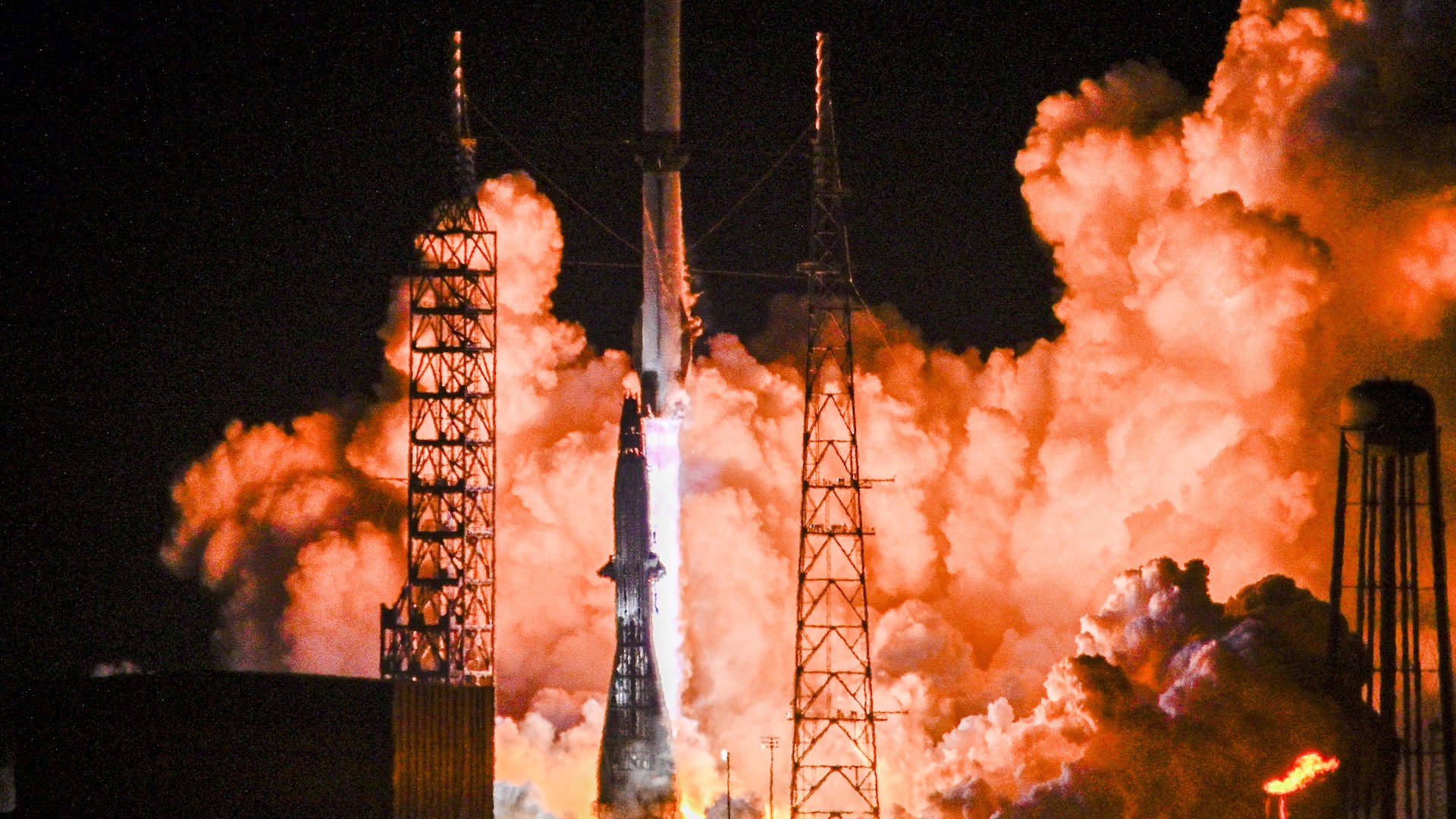 New Glenn Rocket launching