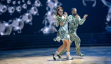 Whitney Leavitt, Mark Ballas