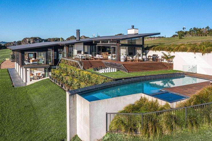 40 Rothschild Terrace, in Ōakura Bay, on Waiheke Island, is on the open market for the first time in 45 years. Photo / Supplied