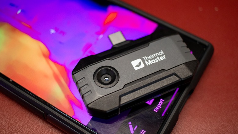the Thermal Master P1 Thermal Camera accessory for Android and iPhone