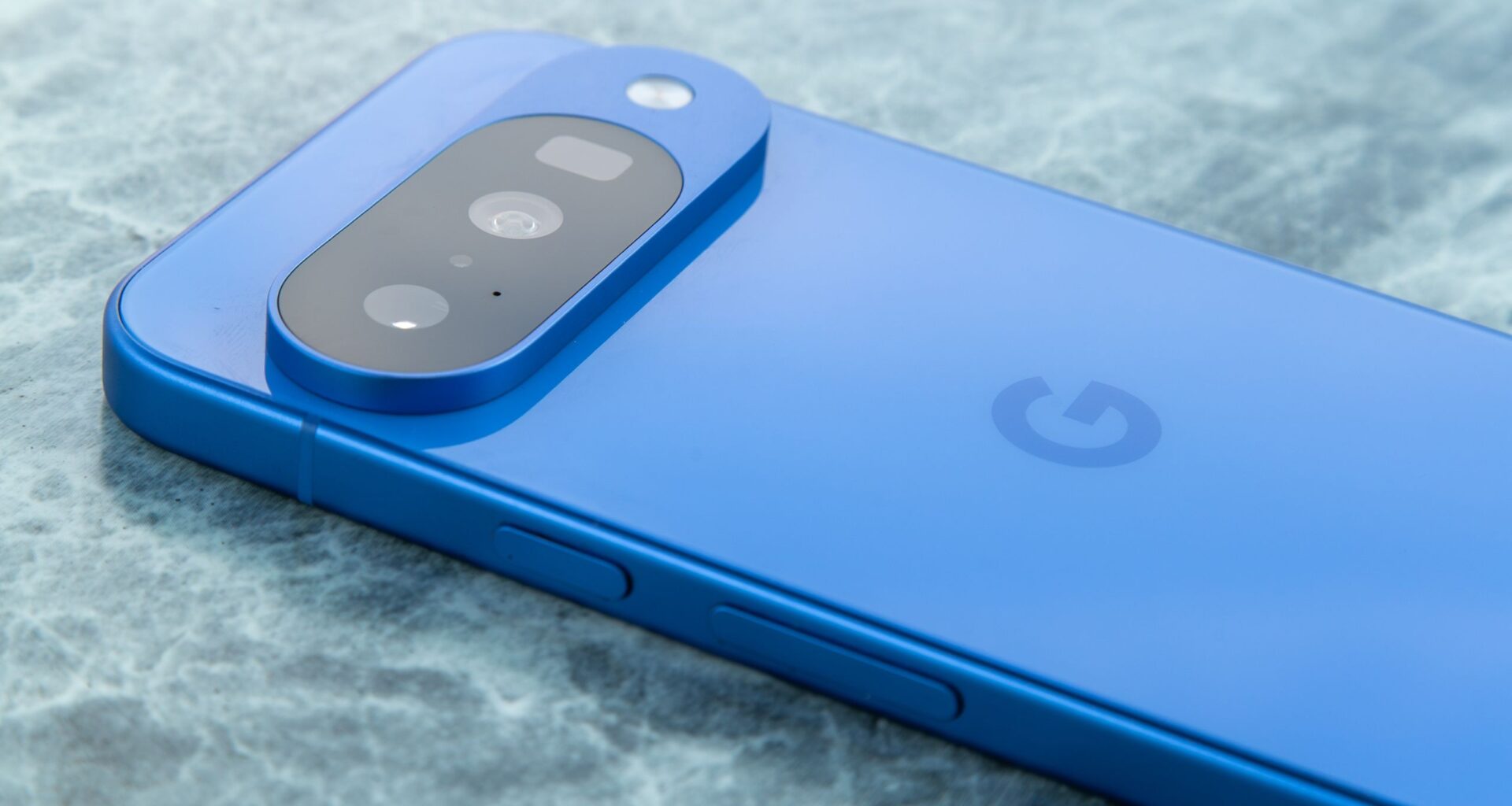 Somehow, this unbelievable Pixel 10 deal returned