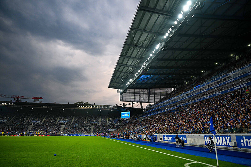 watch how populous built the RC strasbourg stadium out of decommissioned aeroplanes