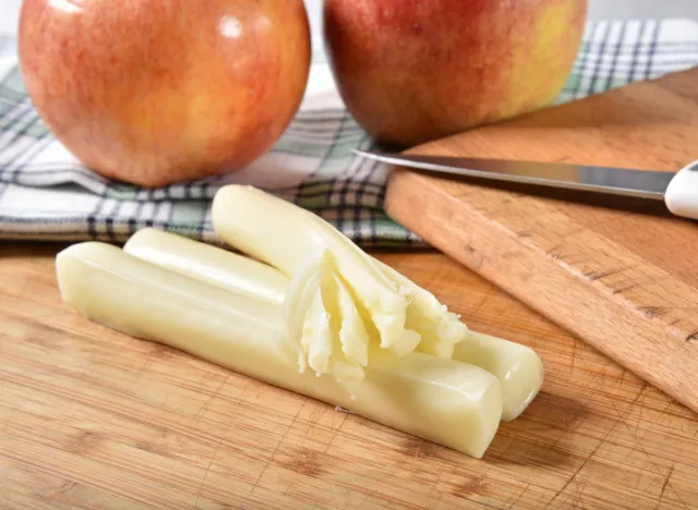 string cheese apple